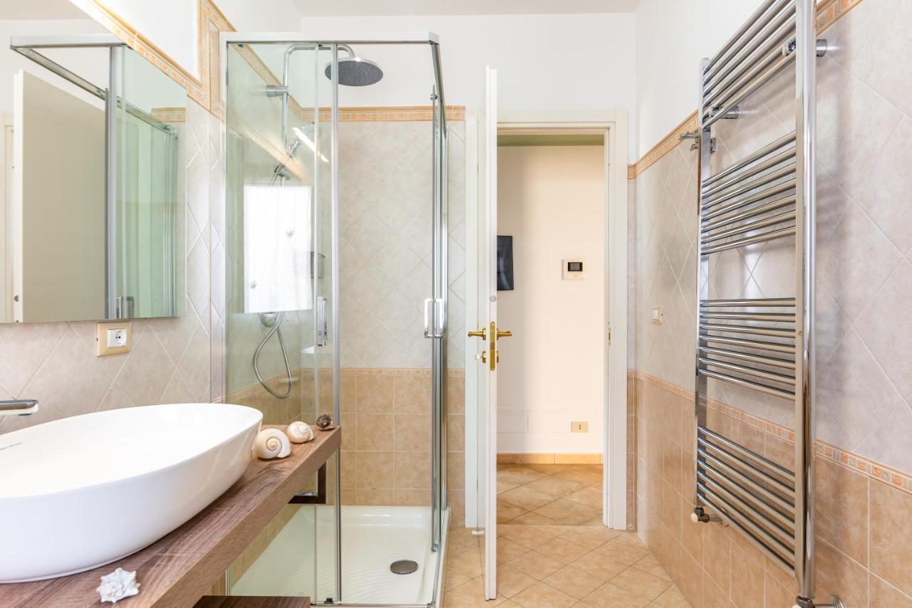 Taormina Panoramic Apartment With Parking Bagian luar foto